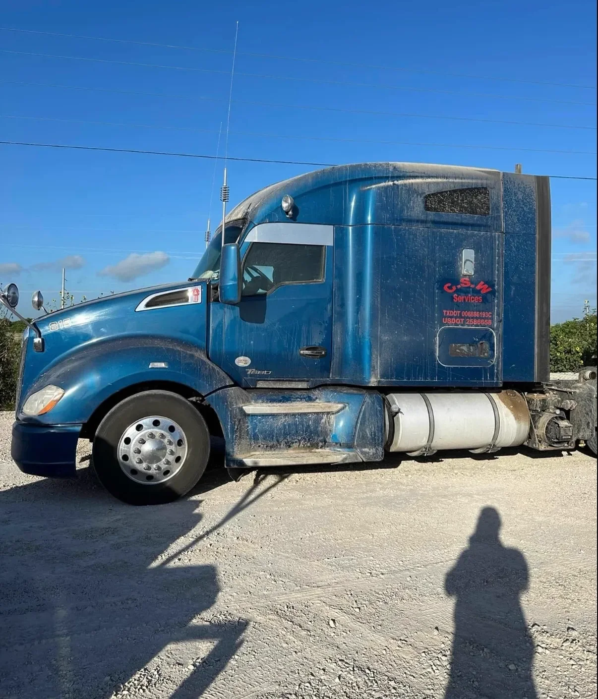 Kenworth Sleeper — Fleet Wash — Before