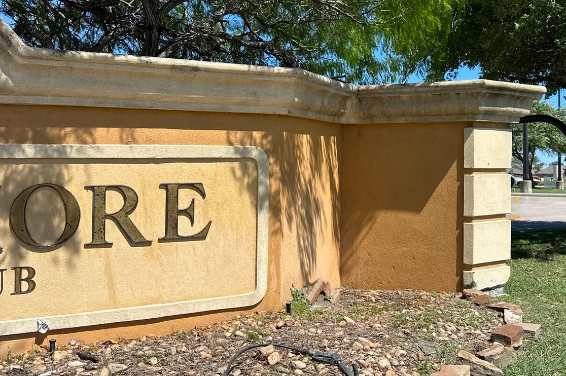 Northshore Country Club Sign — Before
